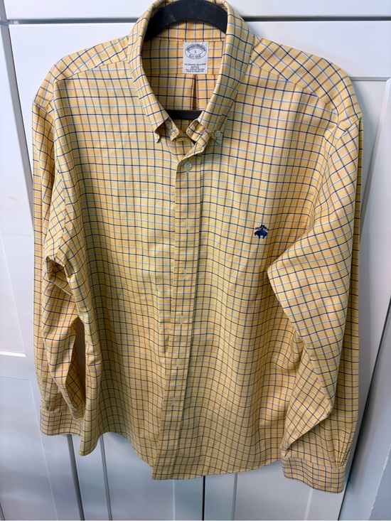 Brooks Brothers Other - Brooks Brothers 346 Yellow and Navy Checked Button-Down Shirt